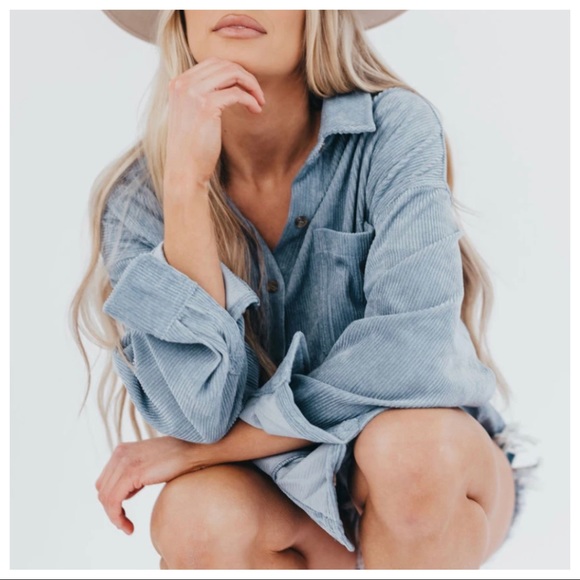 Fabulous Oversized Corduroy Shirt Jacket - Picture 2 of 3